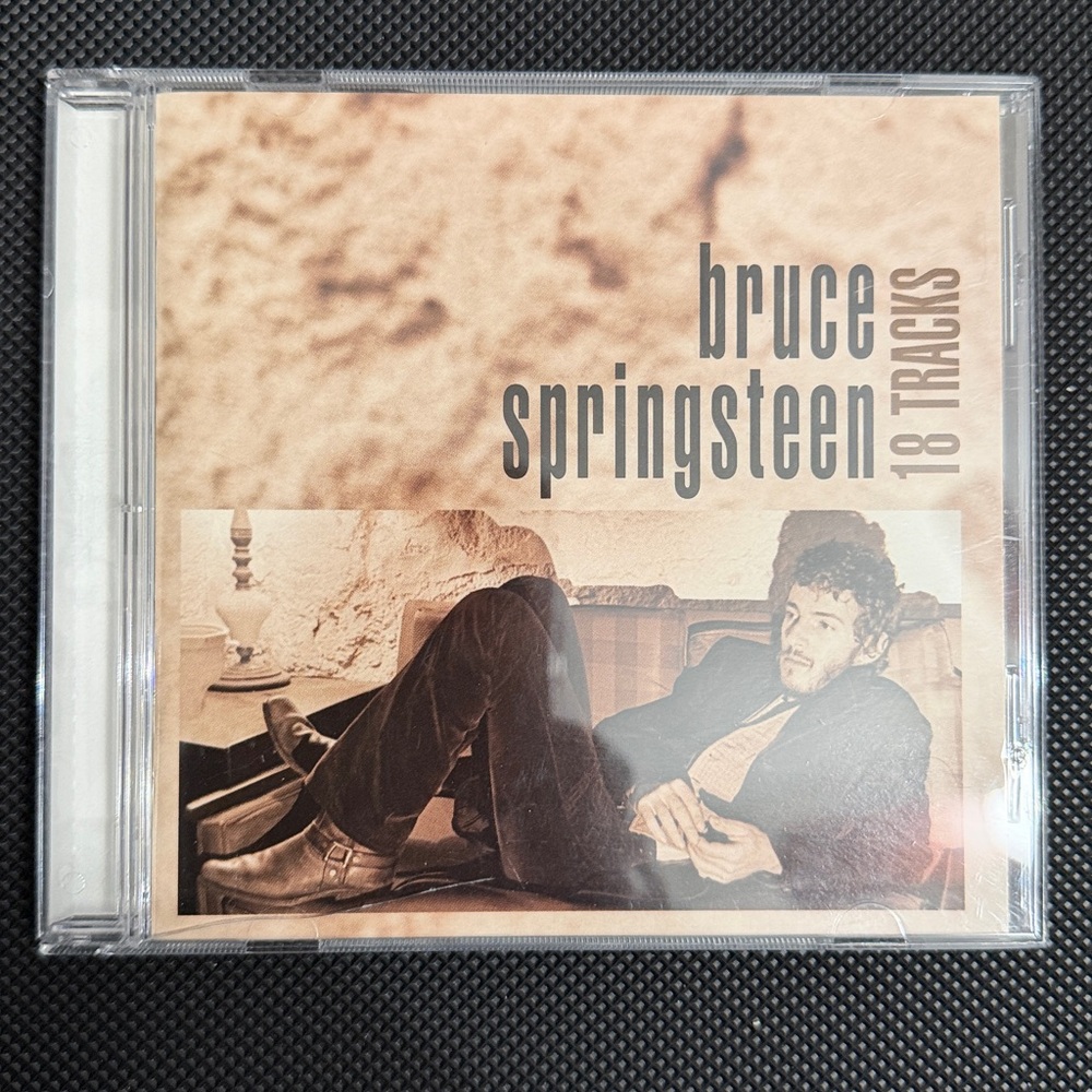 CD- Bruce Springsteen- 1999 compilation album 18 Tracks - used
